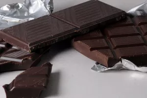 Zdravotné prínosy a riziká čokolády